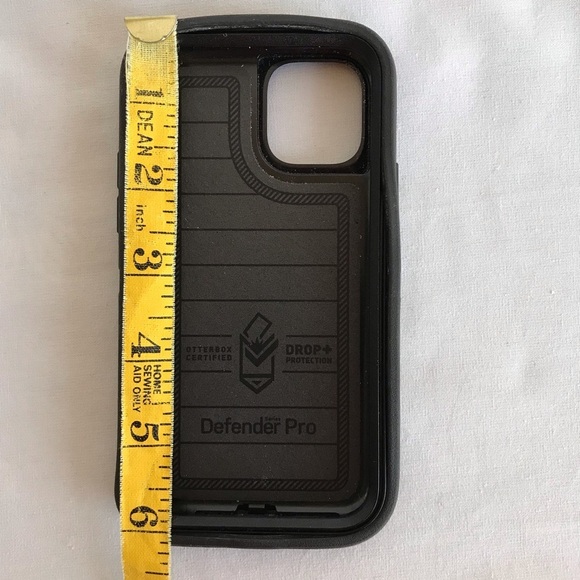 OtterBox Defender Pro iPhone protective case - Picture 6 of 7